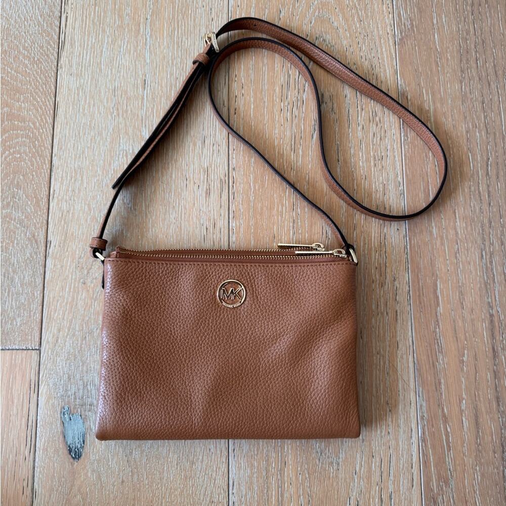 Michael Michael Kors Fulton EW Crossbody Acorn Pebbled Leather 9x6